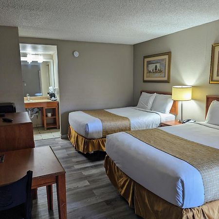 Travelodge By Wyndham Pueblo Buitenkant foto