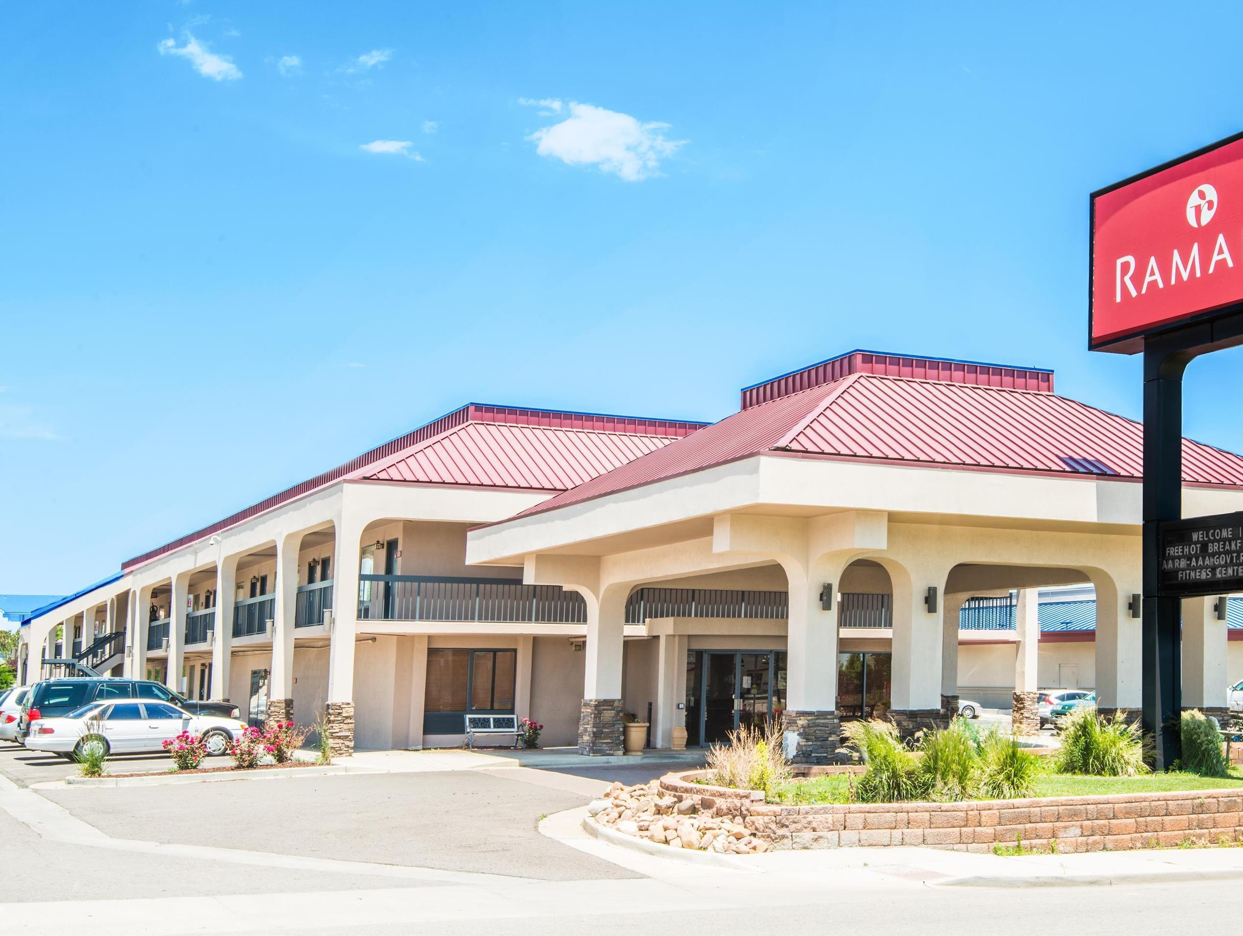 Travelodge By Wyndham Pueblo Buitenkant foto