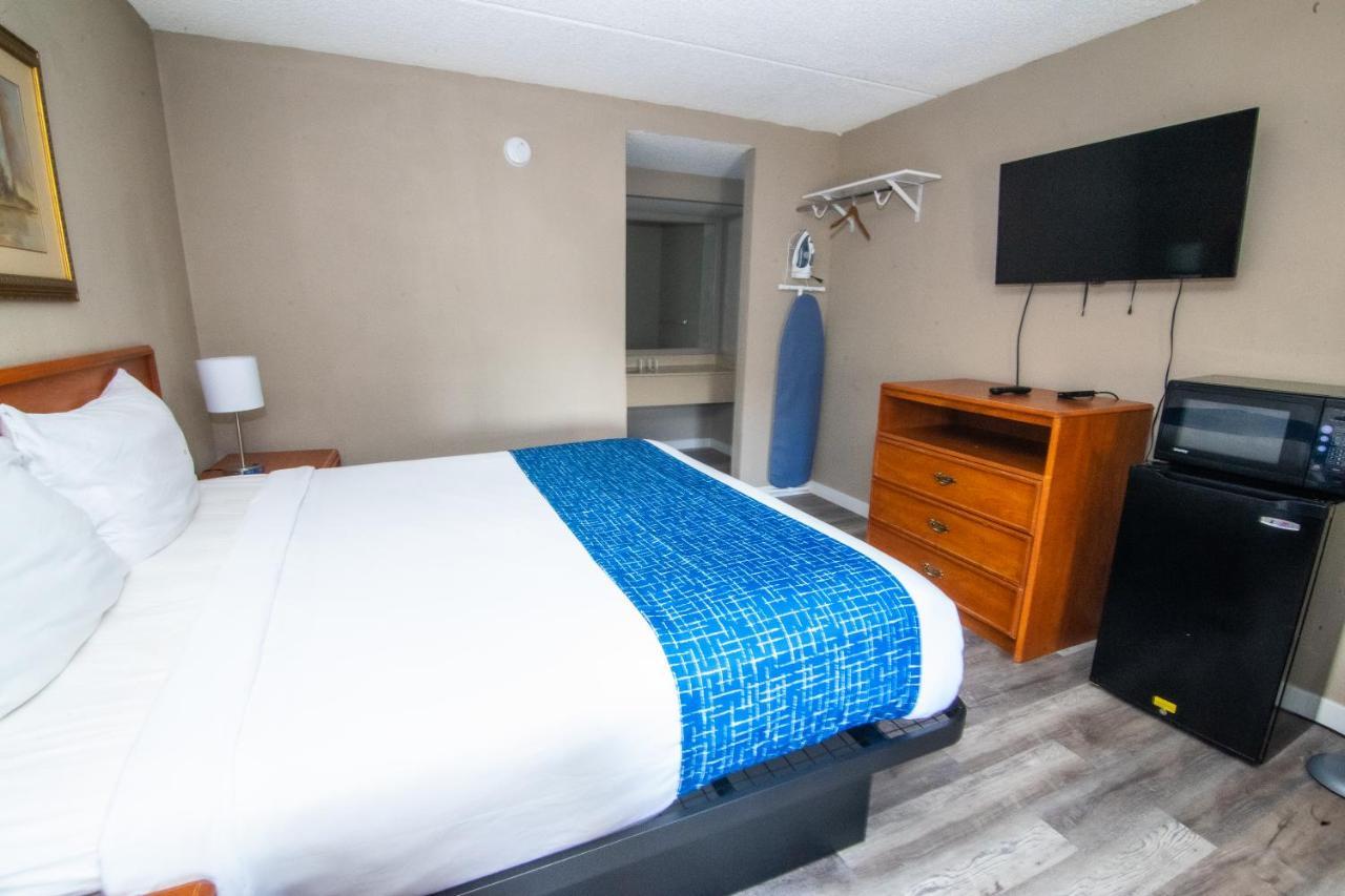 Travelodge By Wyndham Pueblo Buitenkant foto