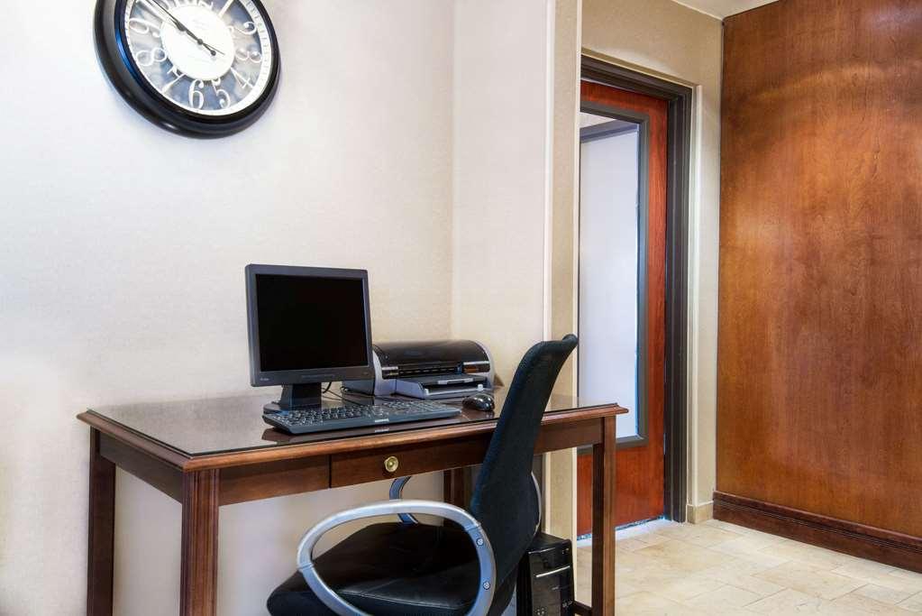 Travelodge By Wyndham Pueblo Faciliteiten foto