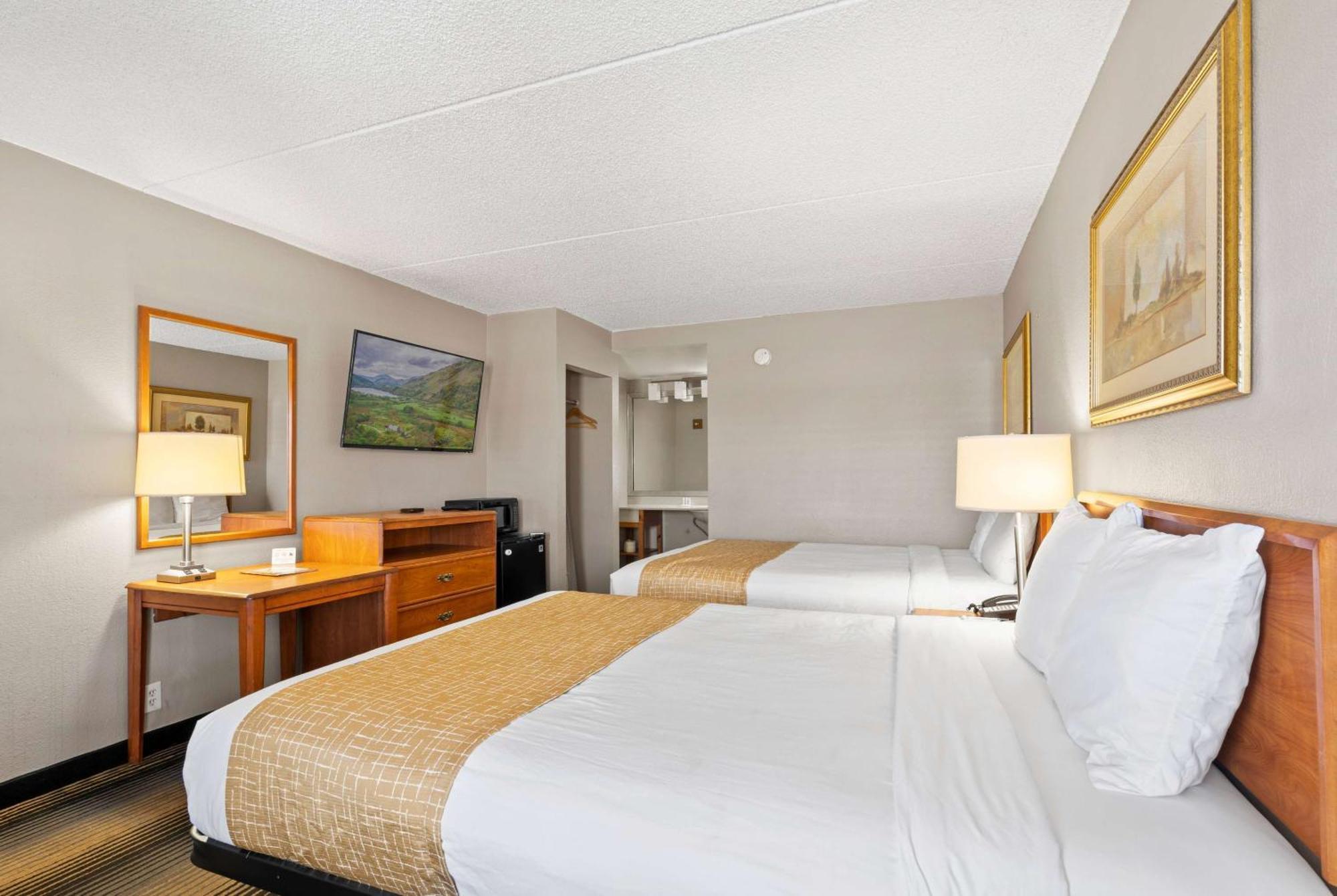 Travelodge By Wyndham Pueblo Buitenkant foto